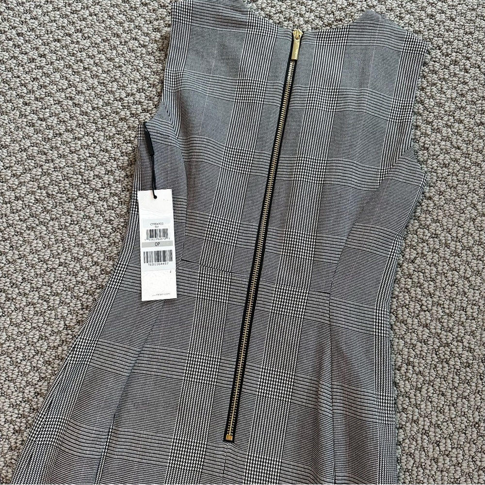 Calvin Klein Grey Black White Plaid Sleeveless Sheath Business Dress NWT 0P - Picture 4 of 6